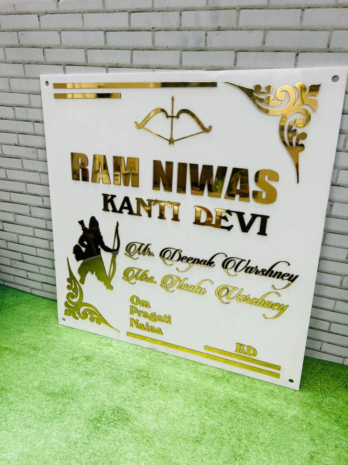 Unique Acrylic Name Plate for Home – Personalized Wall Décor 1 Exclusive Bungalow Name Plate Design in Luxury Acrylic – Modern and Elegant