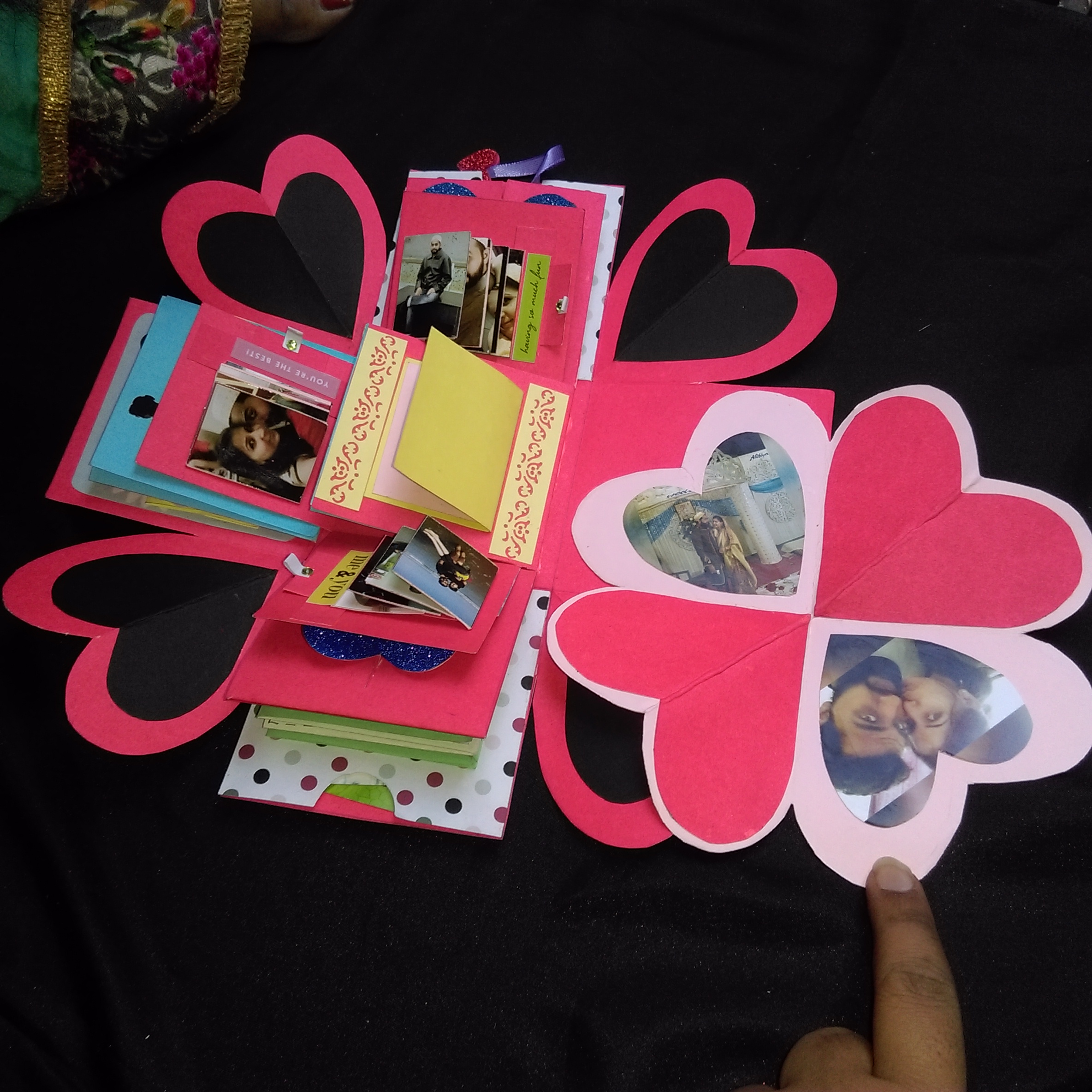 Explosion Box with Tricks - 9x9x9 cm 5 Explosion Box with Tricks - 9x9x9 cm - Image 5