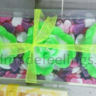 Floral wax floating candles (Set of 3 green)